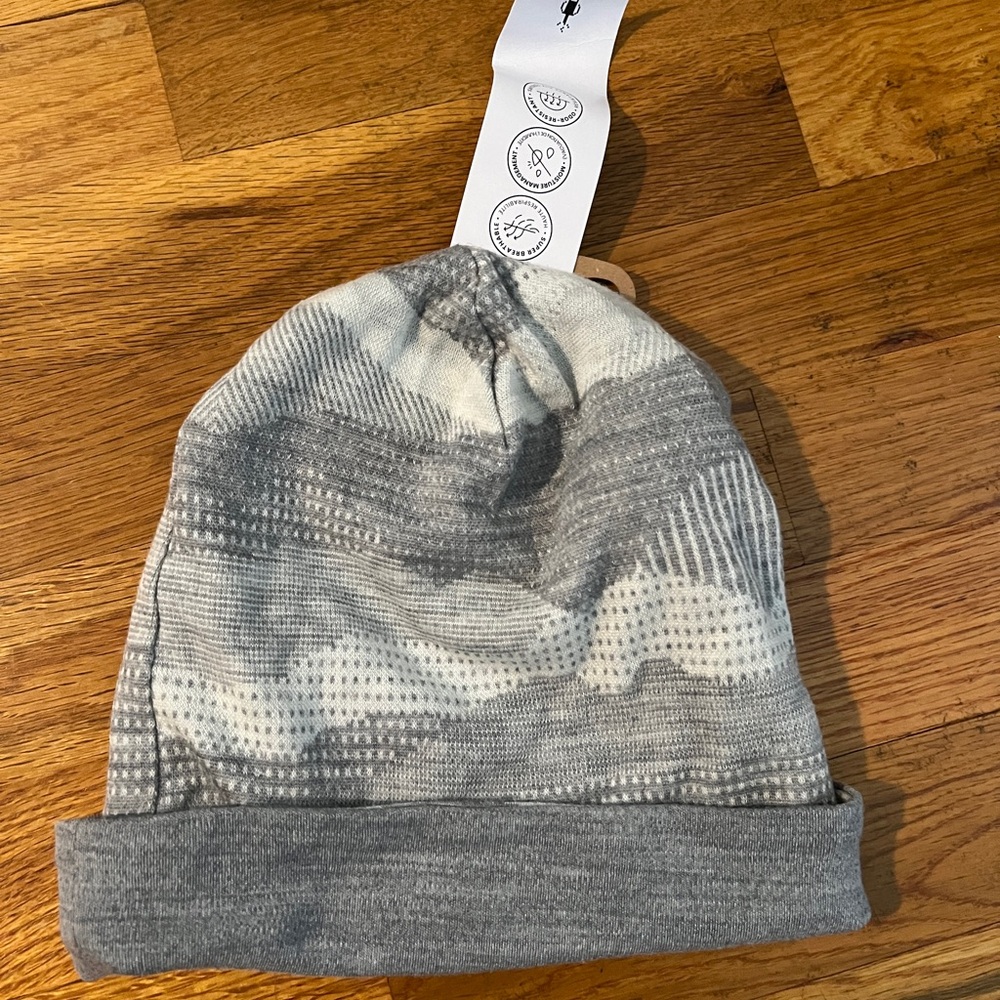 Smartwool Thermal Merino Reversible Cuffed Beanie. Unisex.